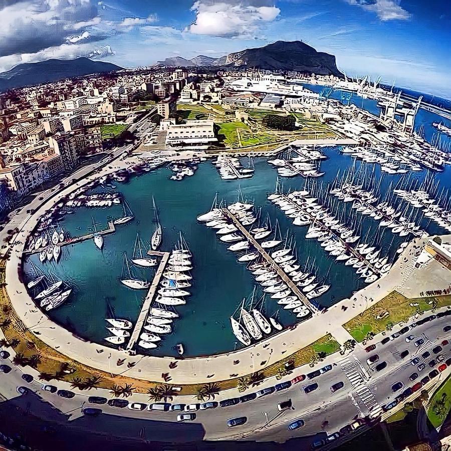 Garibaldi Rooms 29 - Piazza Marina A Palermo - In Pieno Centro. Экстерьер фото